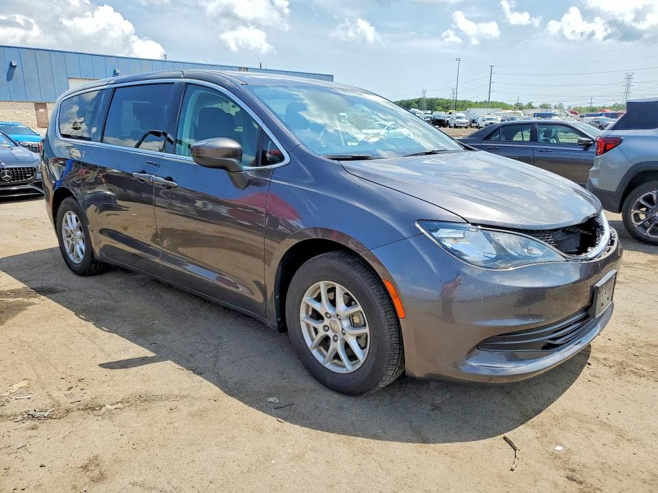 2017 CHRYSLER PACIFICA TOURING 4