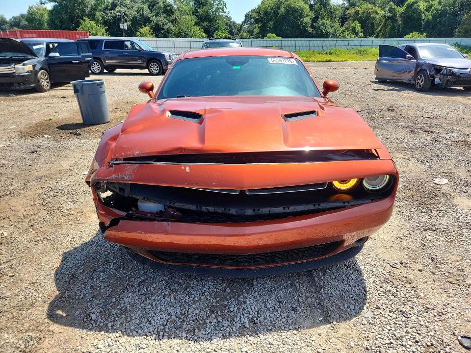 2021 DODGE CHALLENGER SXT 5