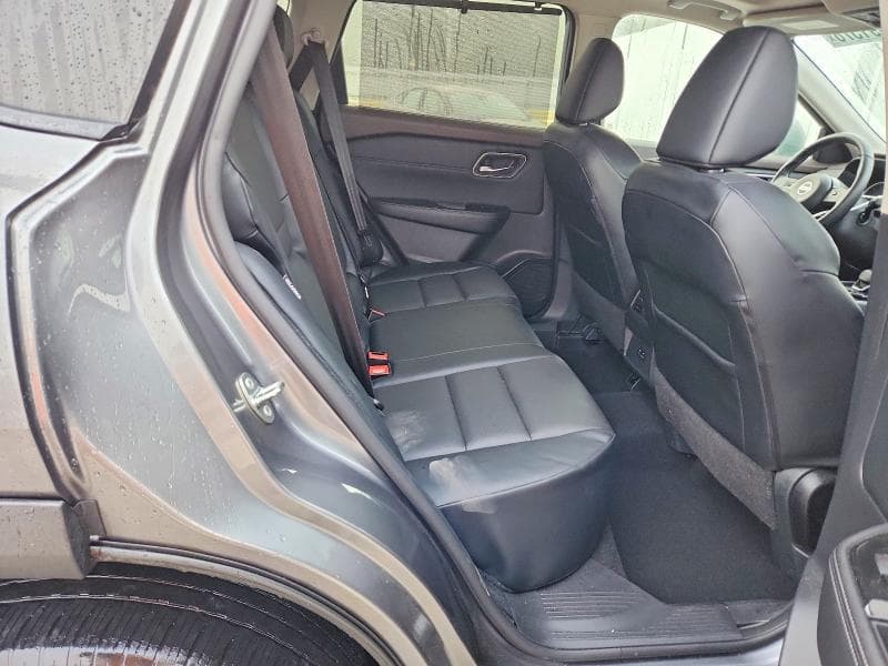 2021 NISSAN ROGUE SV 10
