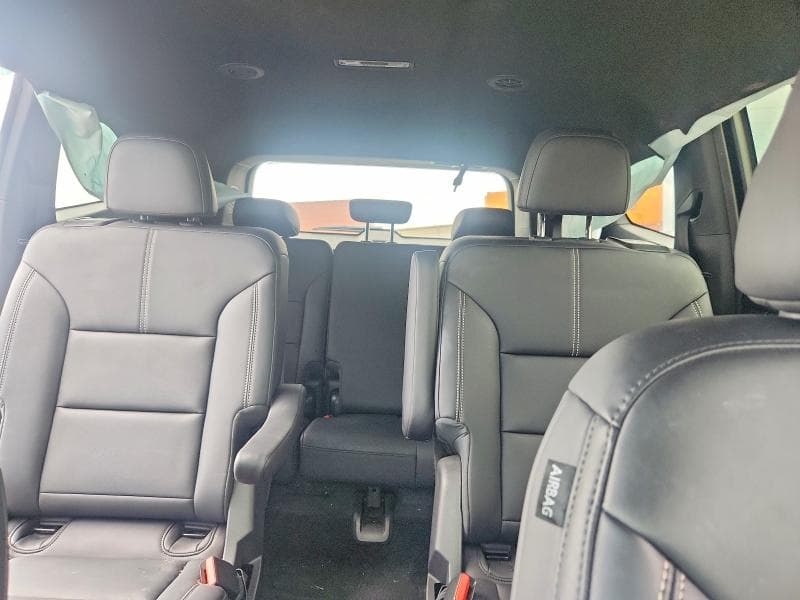2025 GMC ACADIA ELEVATION 10