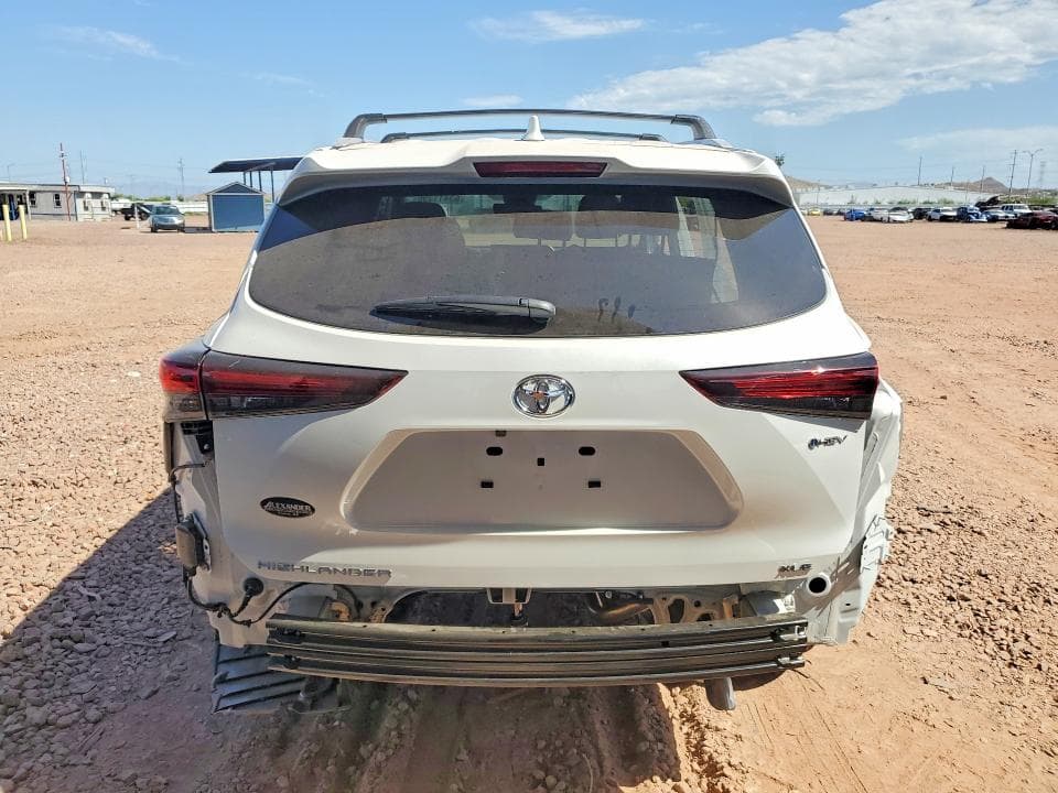 2026 TOYOTA HIGHLANDER HYBRID XLE 6