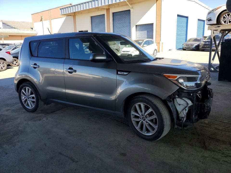 2019 KIA SOUL + 4