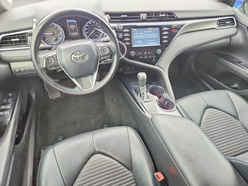 2018 TOYOTA CAMRY SE 8