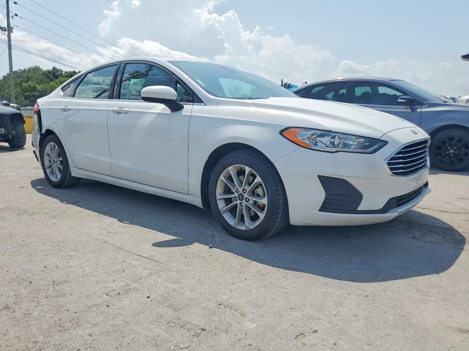 2020 FORD FUSION SE 4
