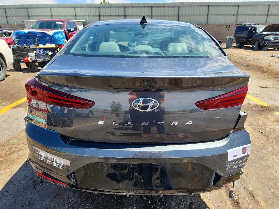 2020 HYUNDAI ELANTRA VALUE EDITION 6