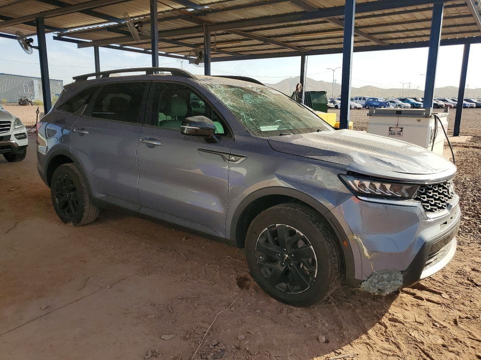 2022 KIA SORENTO S 4