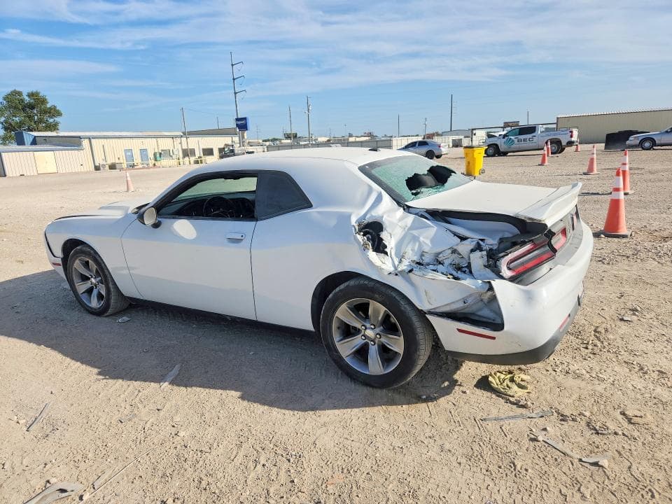 2019 DODGE CHALLENGER SXT 2