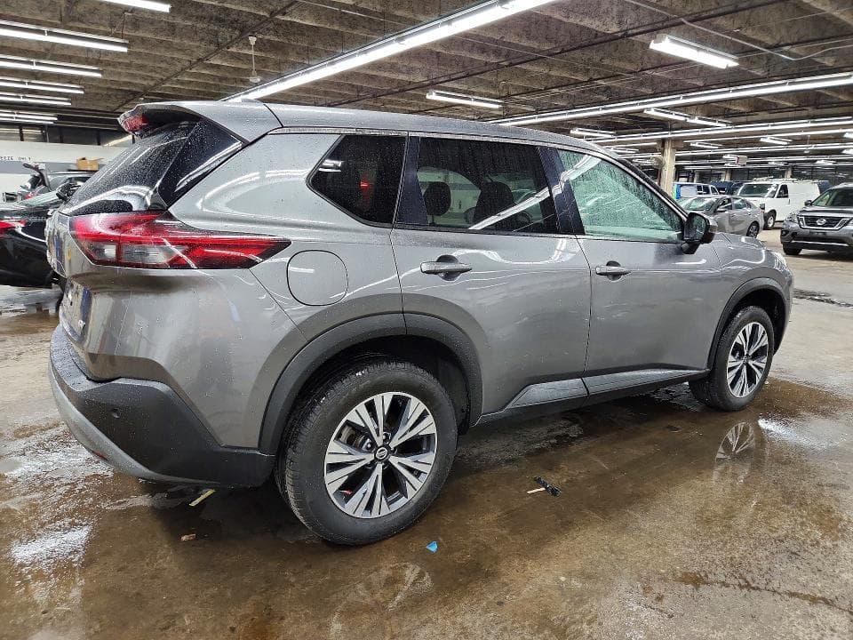 2021 NISSAN ROGUE SV 3