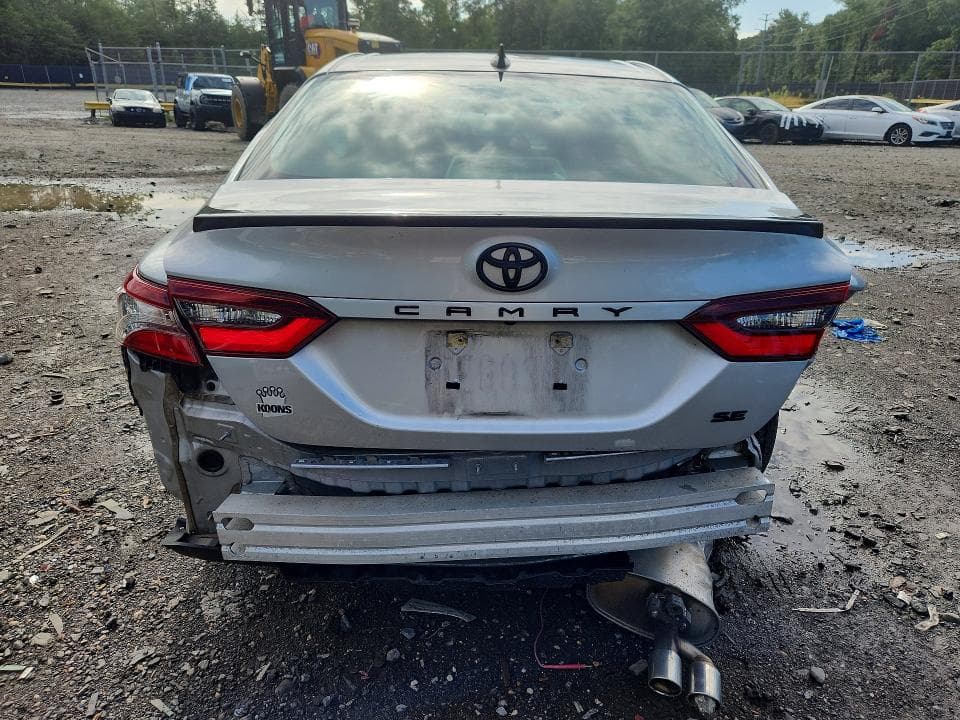 2021 TOYOTA CAMRY SE NIGHTSHADE 6
