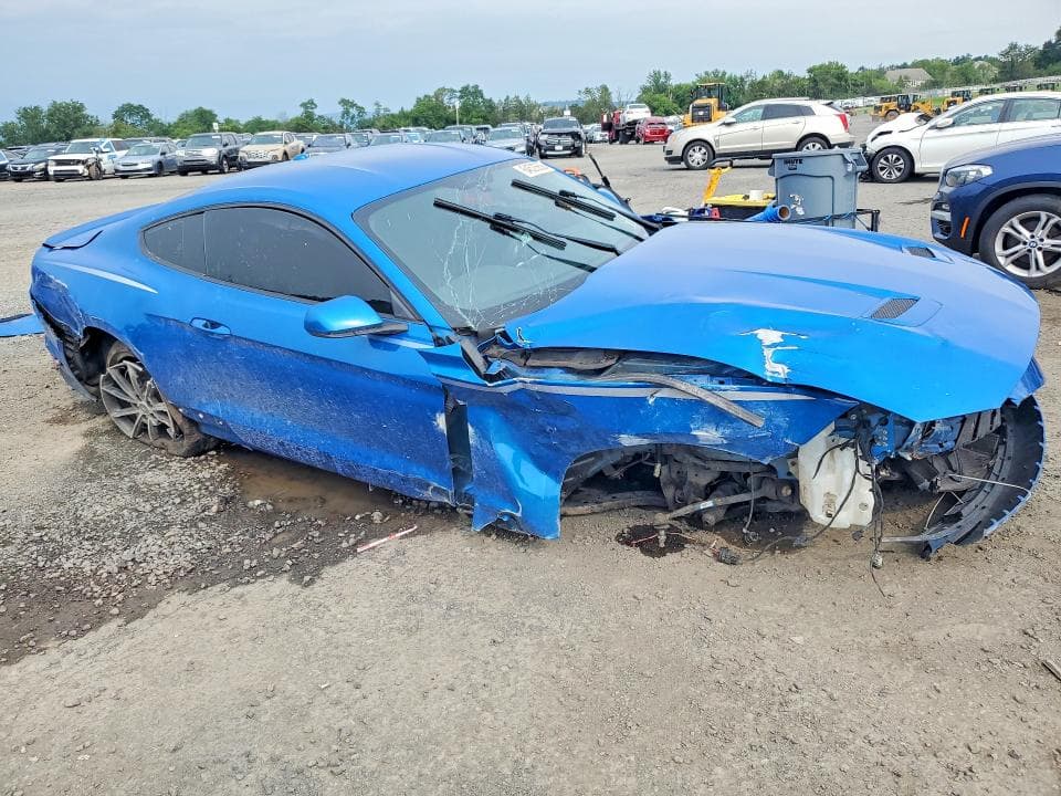 2019 FORD MUSTANG 4