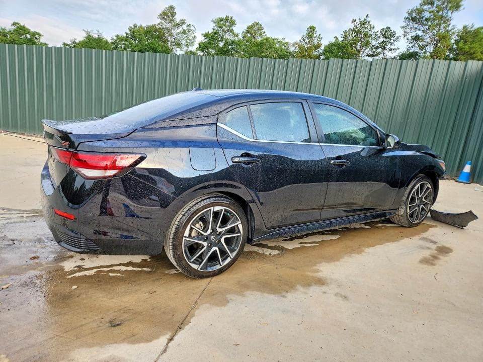 2024 NISSAN SENTRA SR 3