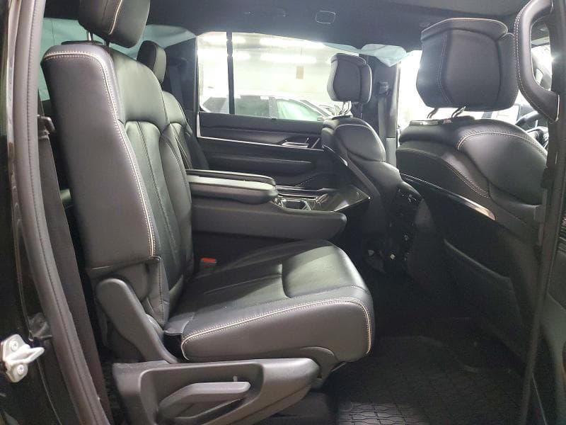2024 JEEP GRAND WAGONEER L SERIES II 11