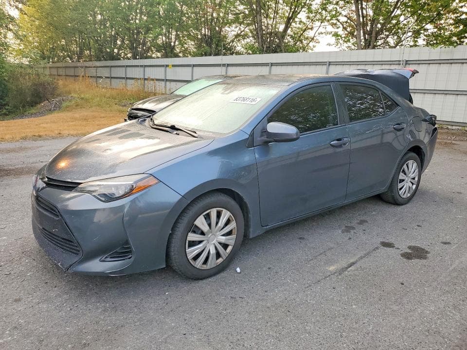 2018 TOYOTA COROLLA LE - 1