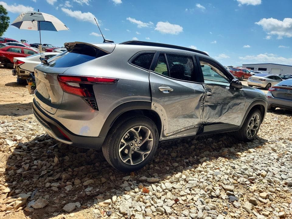 2026 CHEVROLET TRAX 1LT 3