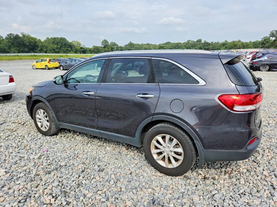 2017 KIA SORENTO LX 2