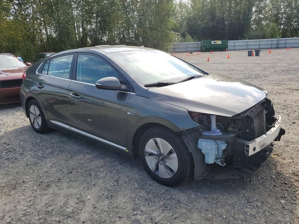 2020 HYUNDAI IONIQ SE 4