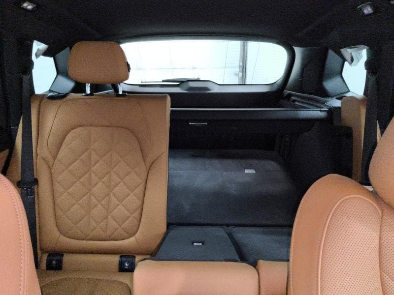 2025 BMW X5 XDRIVE50E 10