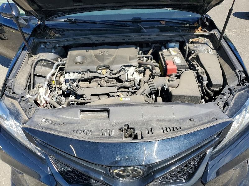 2019 TOYOTA CAMRY XSE 11