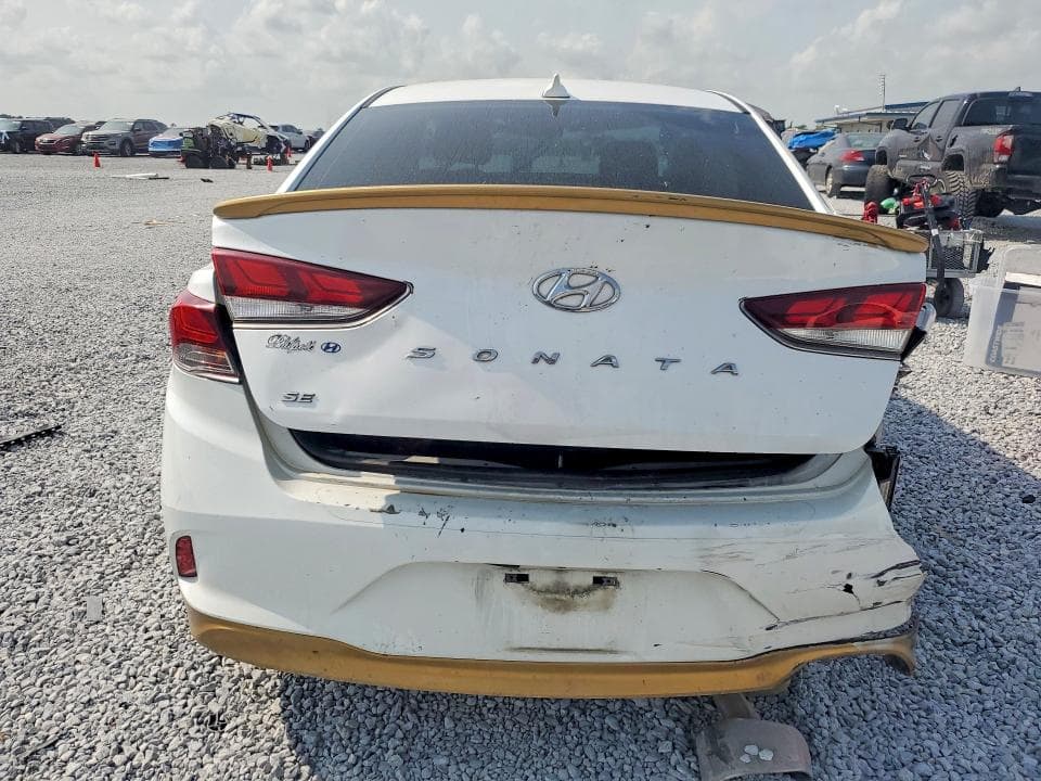 2019 HYUNDAI SONATA SE 6