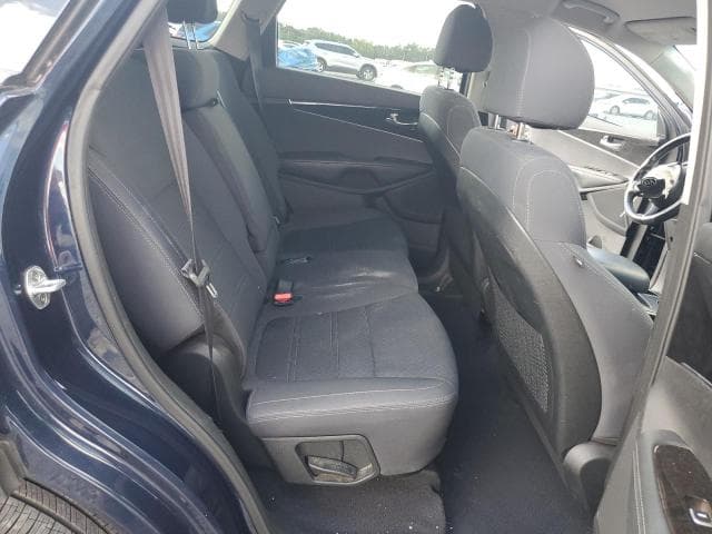 2018 KIA SORENTO LX 10
