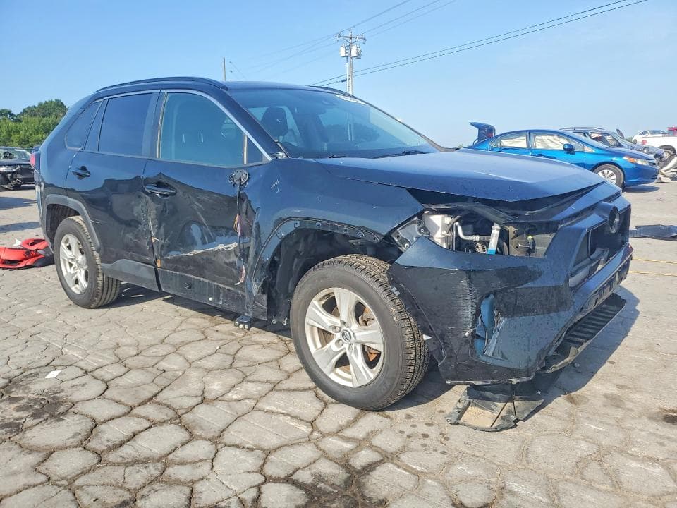 2019 TOYOTA RAV4 XLE 4