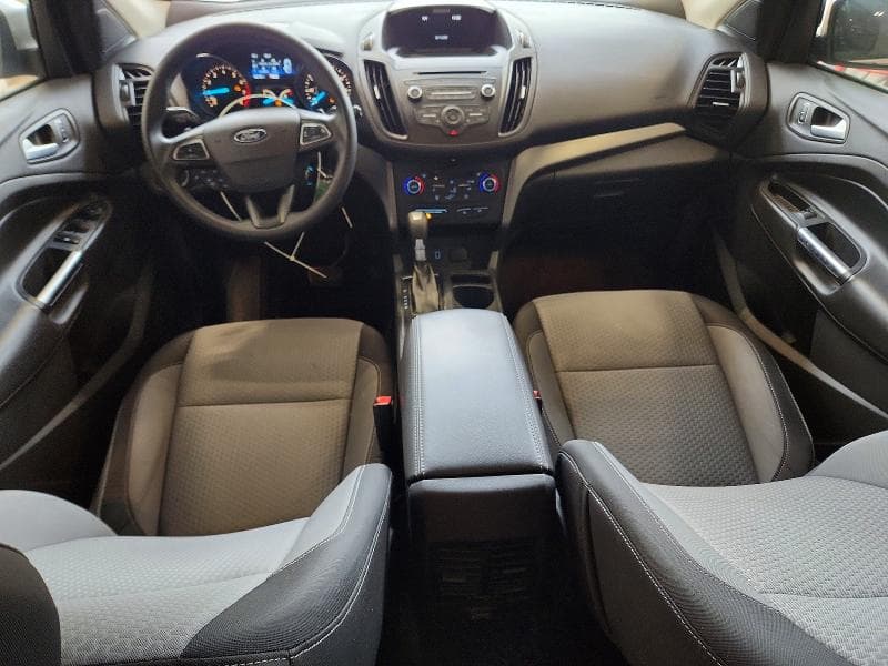 2017 FORD ESCAPE SE 8