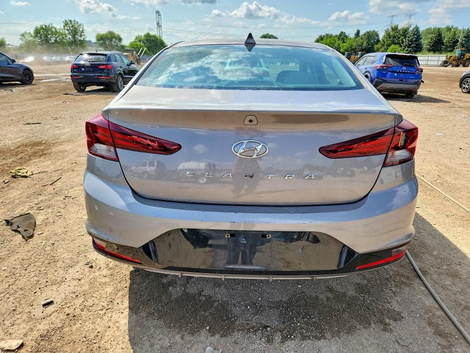2020 HYUNDAI ELANTRA SEL 6