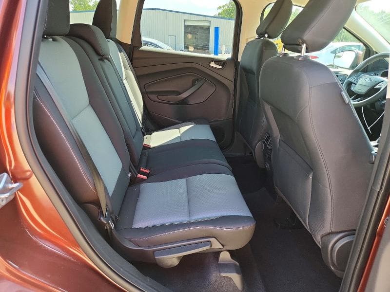 2018 FORD ESCAPE SE 11