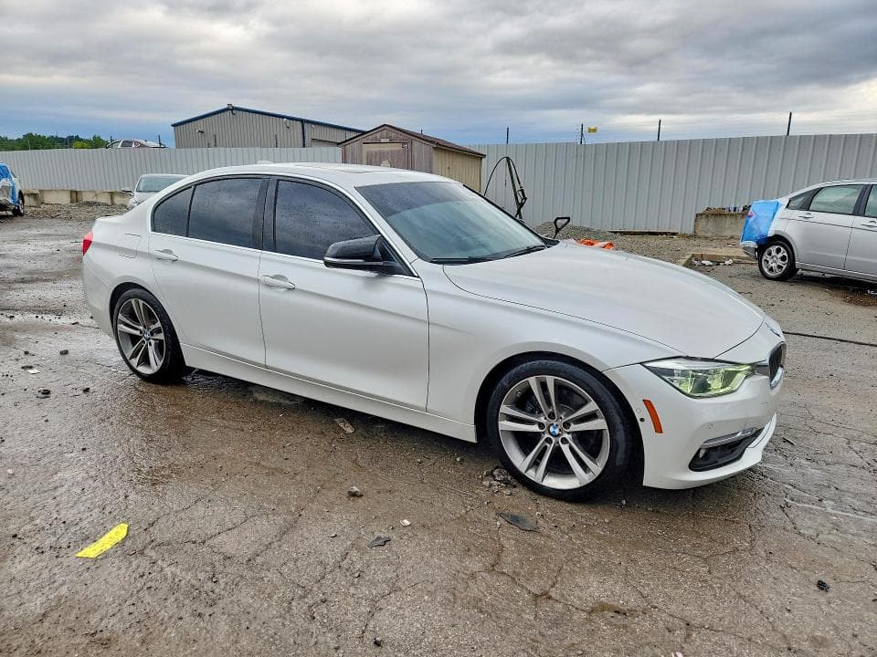 2018 BMW 330 XI 4