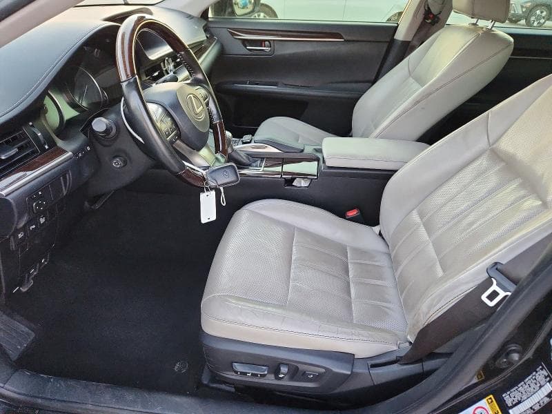 2017 LEXUS ES 300H 7