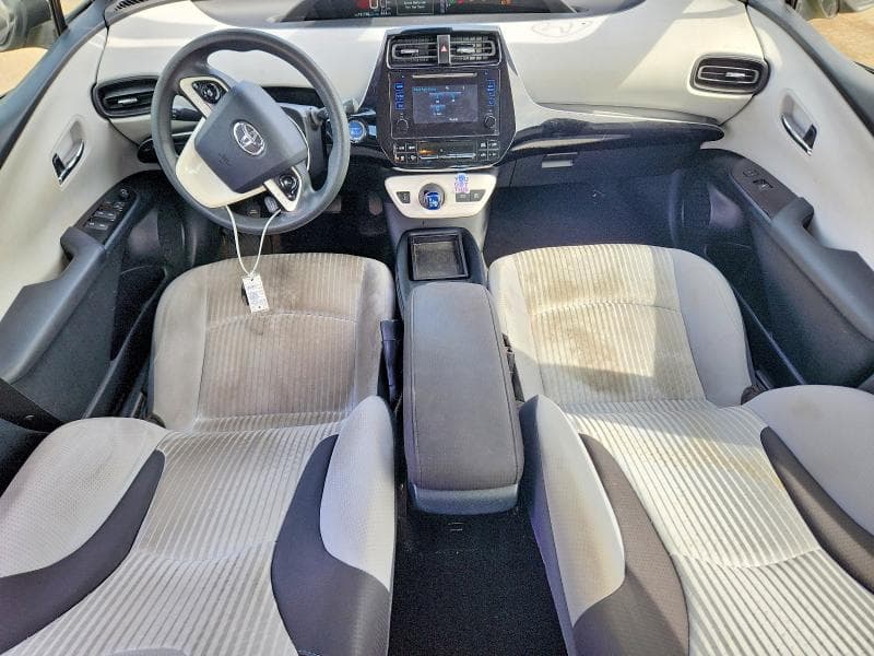 2017 TOYOTA PRIUS TWO 8