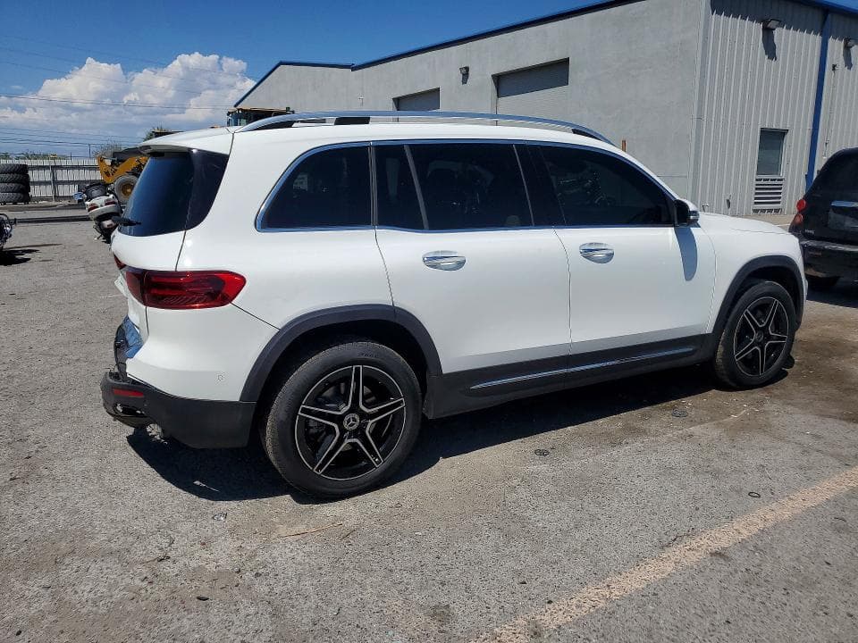 2026 MERCEDES-BENZ GLB 250 3