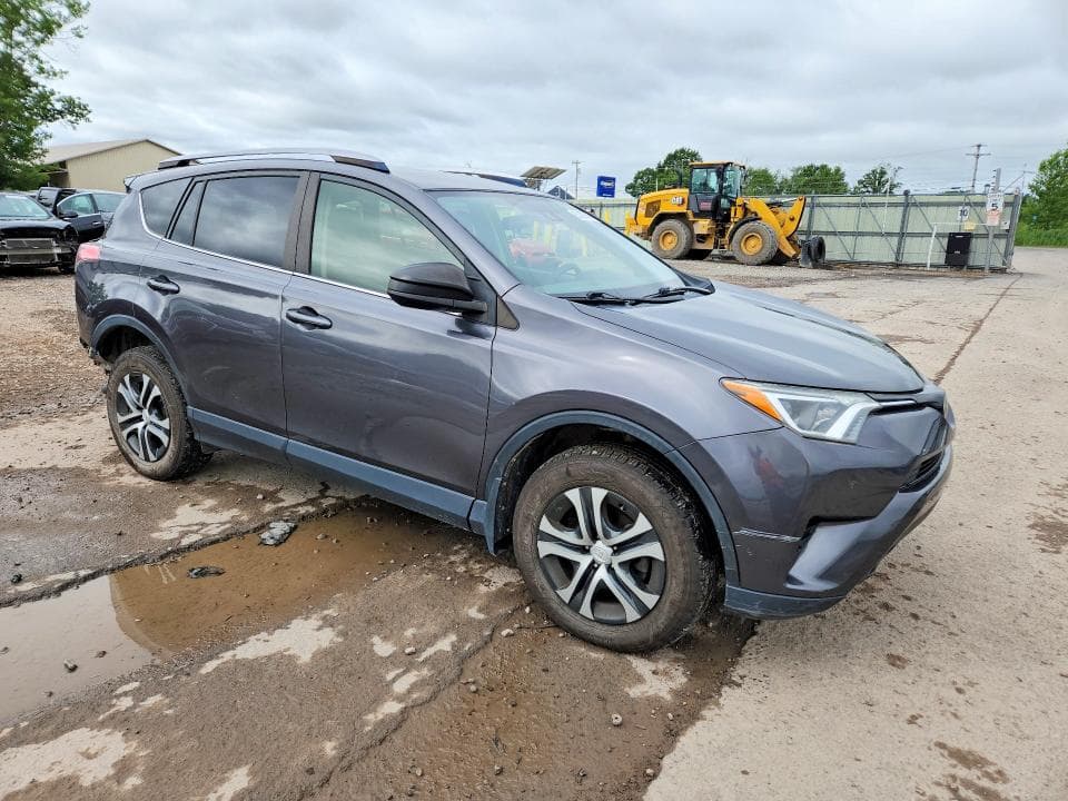 2018 TOYOTA RAV4 LE 4