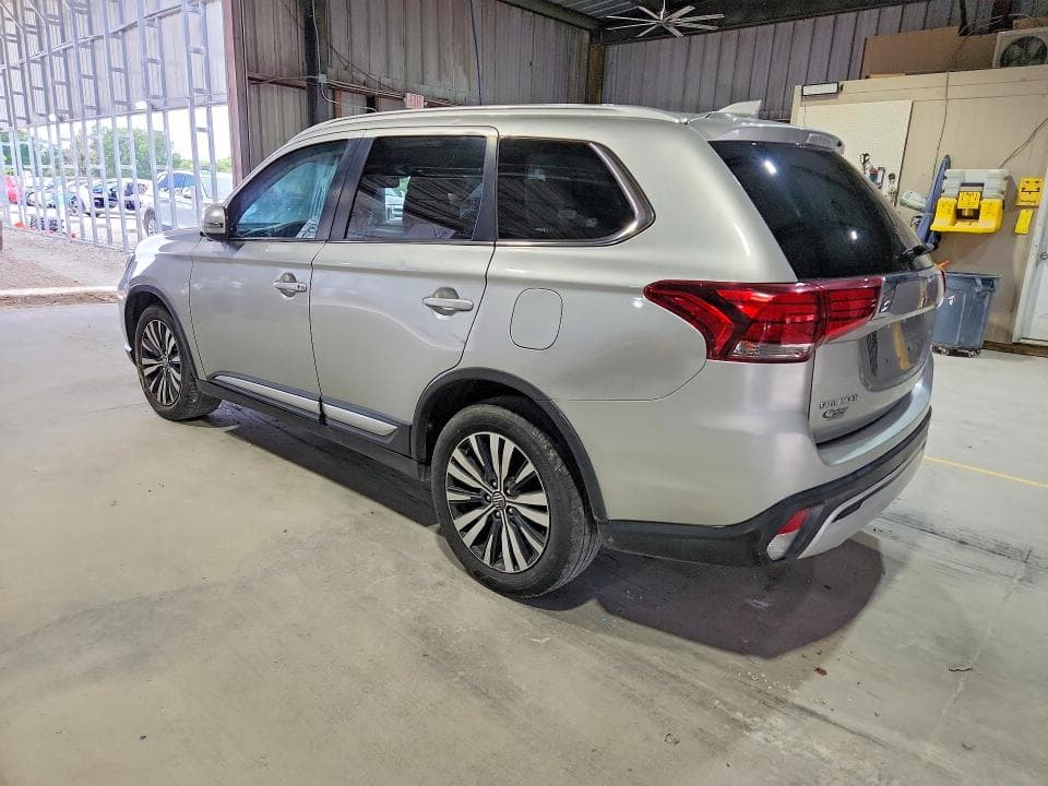 2020 MITSUBISHI OUTLANDER SE 2