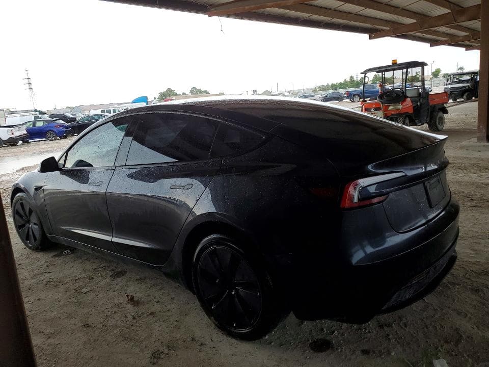 2024 TESLA MODEL 3 2