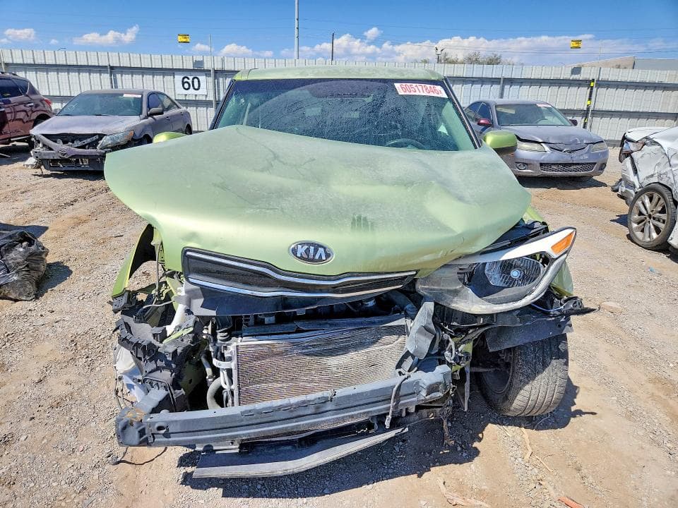 2017 KIA SOUL + 5