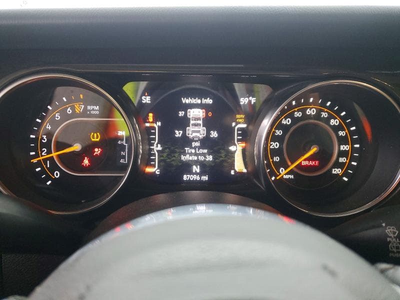 2019 JEEP WRANGLER UNLIMITED SAHARA 9