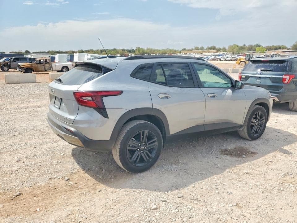 2025 CHEVROLET TRAX ACTIV 3