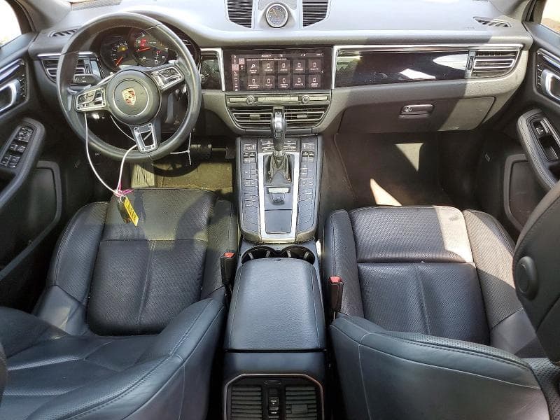 2019 PORSCHE MACAN 8