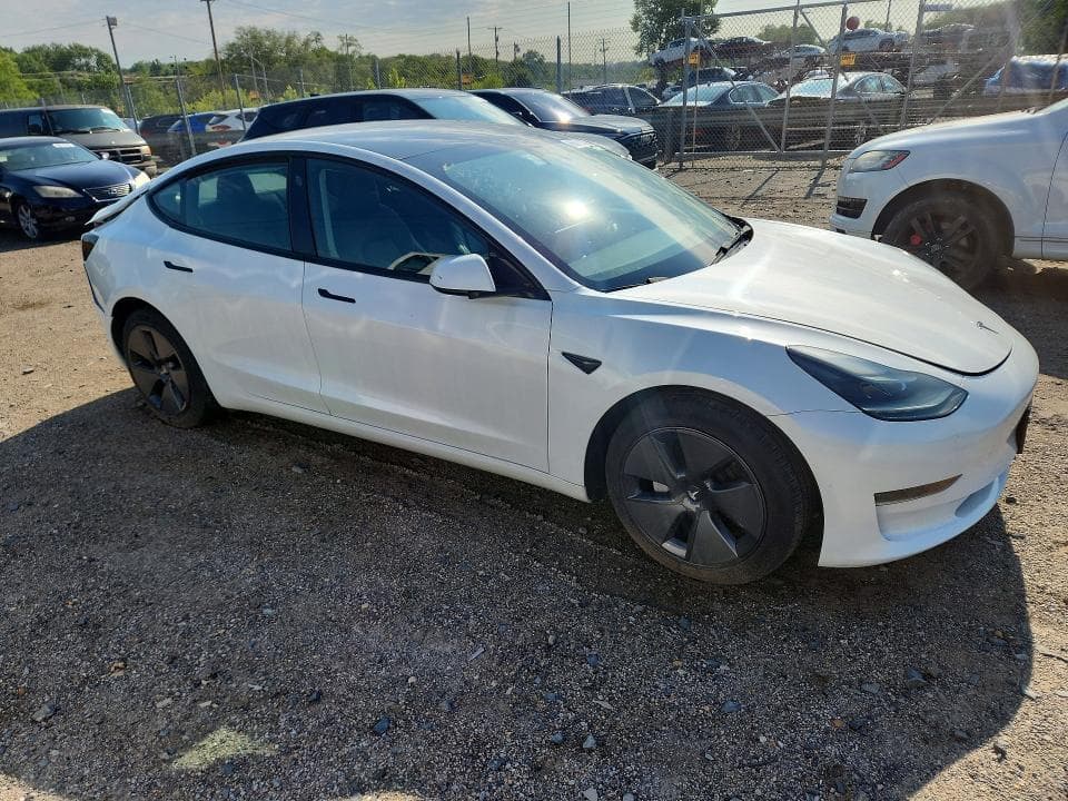 2023 TESLA MODEL 3 4