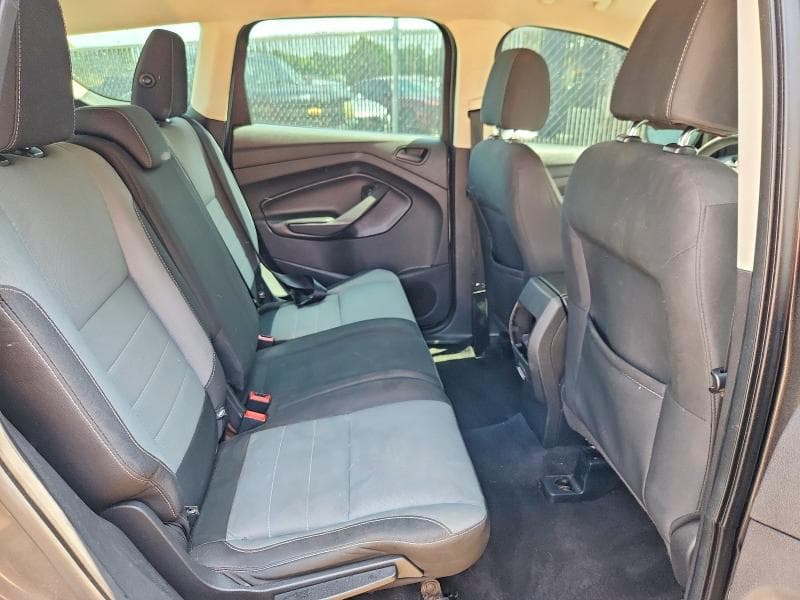 2017 FORD ESCAPE S 11