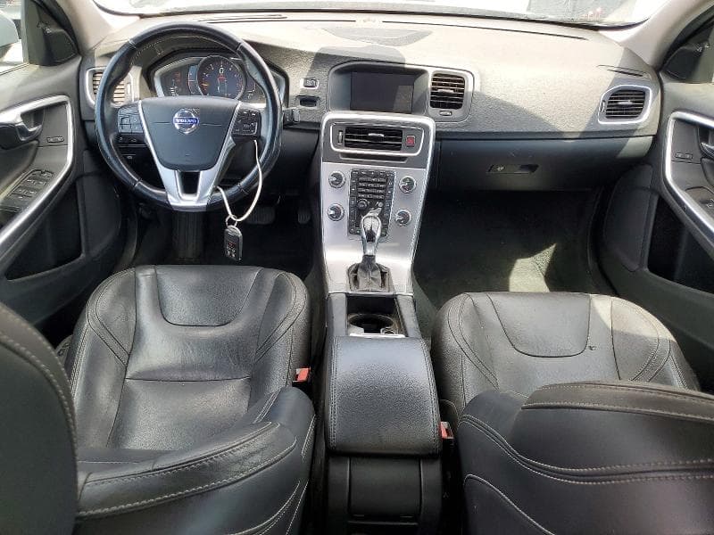 2017 VOLVO S60 8