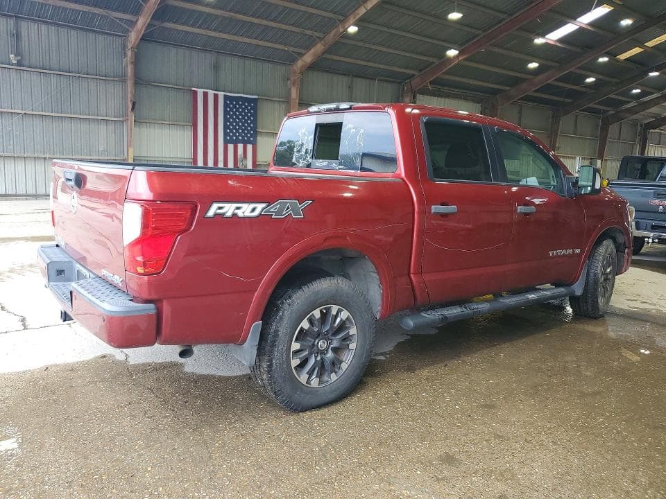 2018 NISSAN TITAN PRO-4X 3