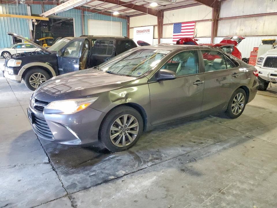 2017 TOYOTA CAMRY XLE - 1