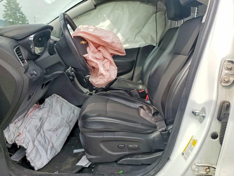 2018 CHEVROLET TRAX 1LT 7
