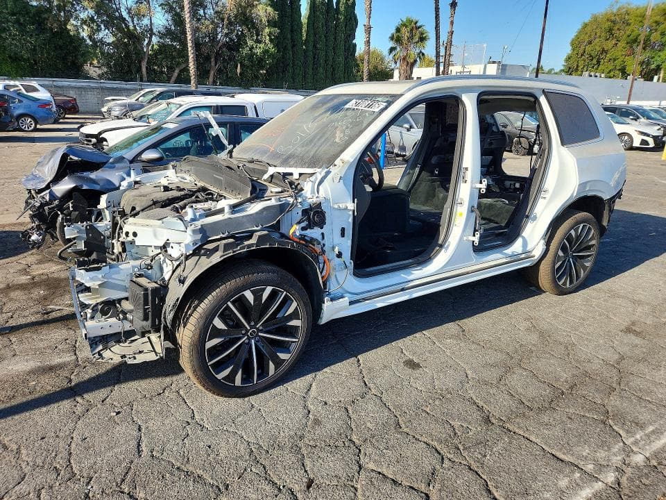 2025 VOLVO XC90 PLUS - 1