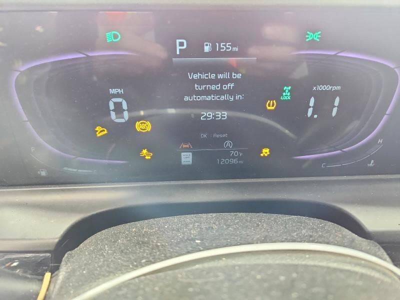 2025 KIA SELTOS S 9