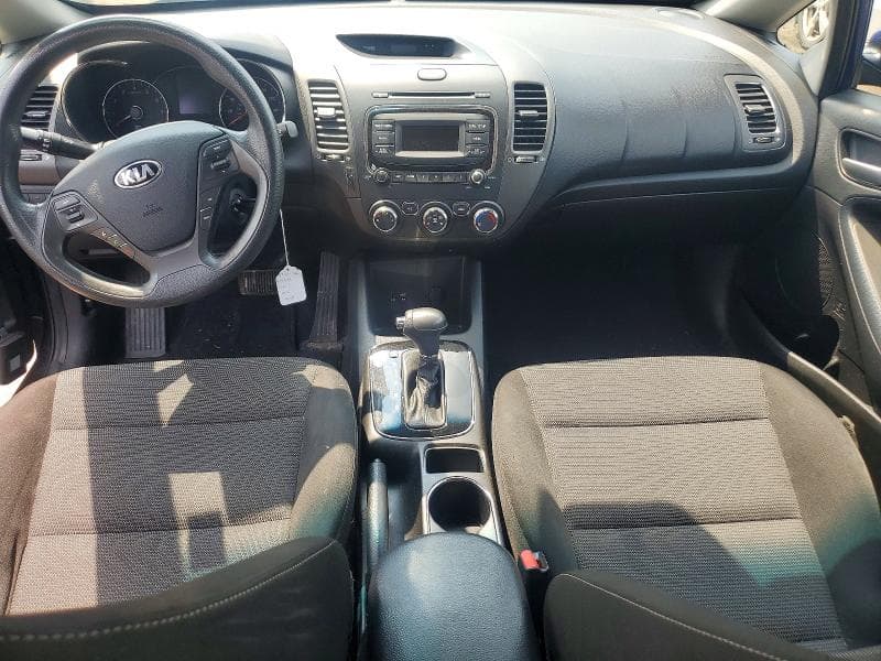 2017 KIA FORTE LX 8