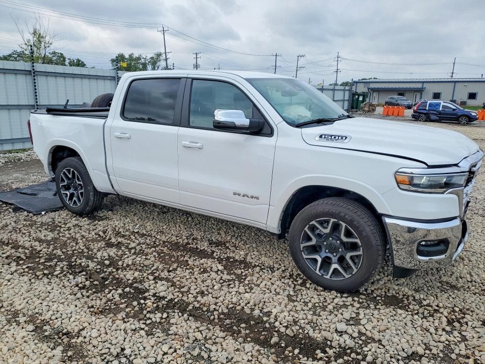 2025 RAM 1500 LARAMIE 4