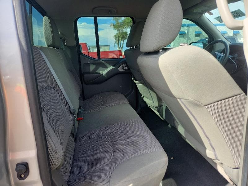 2019 NISSAN FRONTIER SV 10